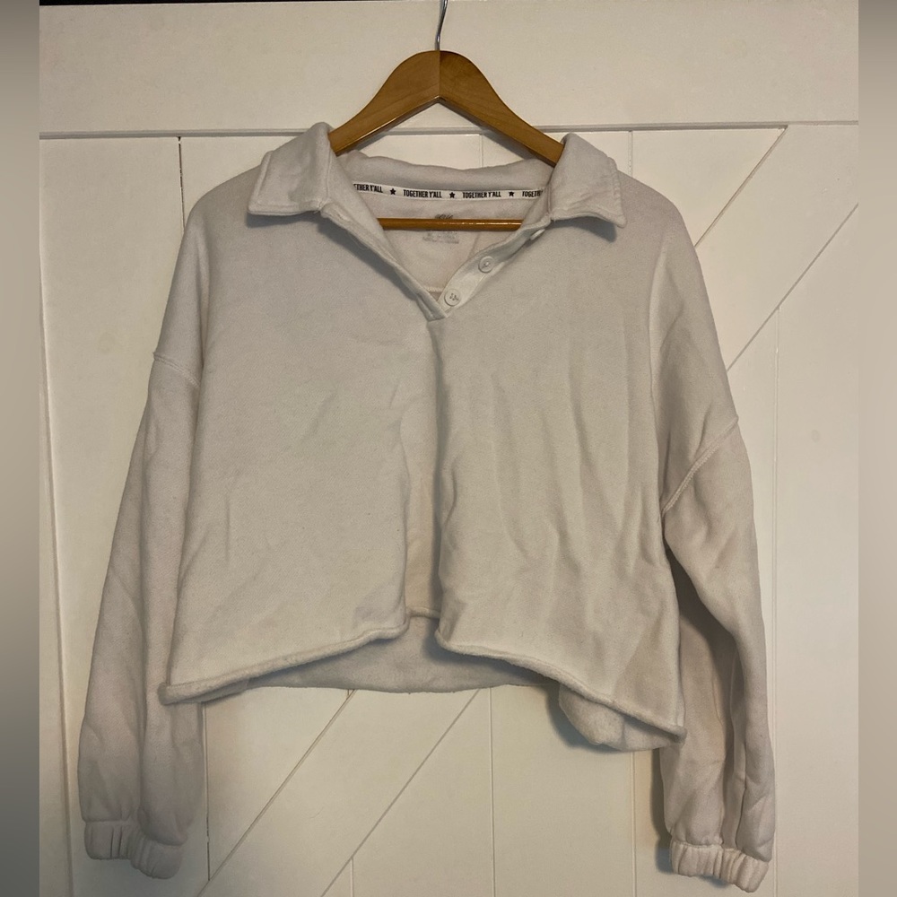 American Eagle Aerie white button up collared cropped sweatshirt